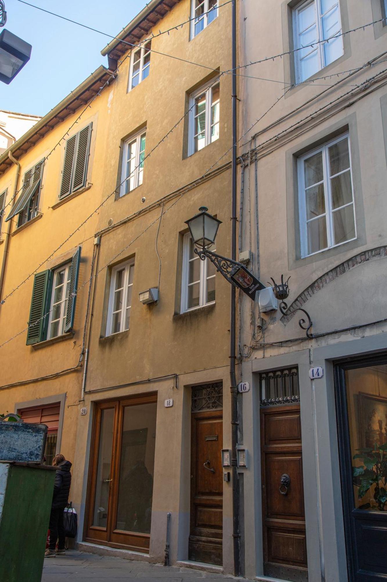 Nido Sui Tetti Di Lucca, Romantico E Centralissimo Exteriör bild